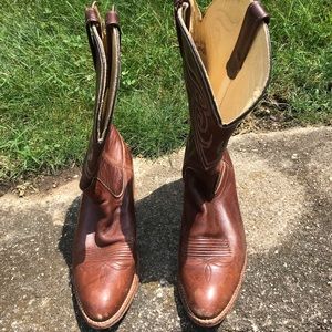 Dingo cowboy boots men’s 10 D